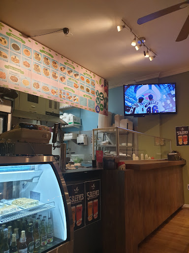 Photo of Rayhan - 3170 Oak St, Vancouver, BC V6H 2L1
